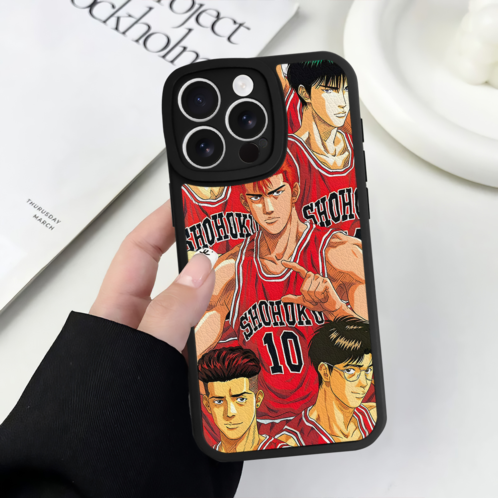（画像用） SLAM DUNK／スラムダンク 【iPhone 16シリーズ対応】シリコンスマホケース（レザー調） 材質：シリコン